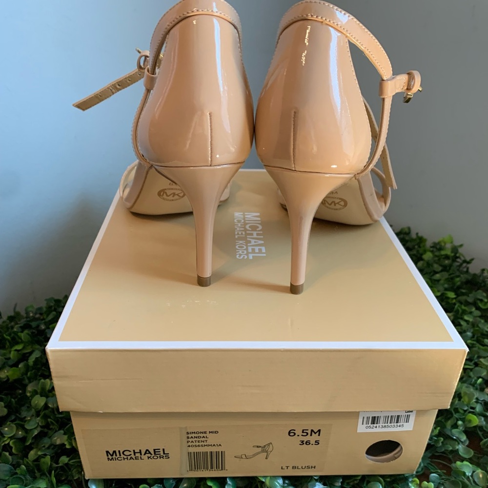 Michael Kors - simone mid sandal patent